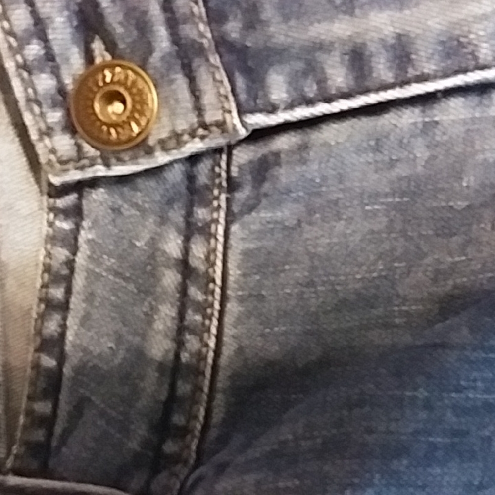 Baccini Bermuda Denim Shorts - Picture 4 of 11